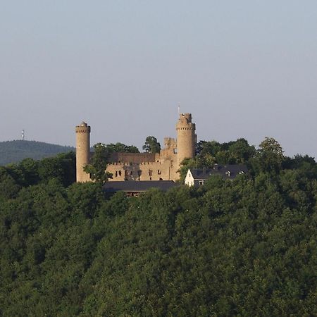 Hotel Garni Zur Bergstrasse Zwingenberg  Экстерьер фото